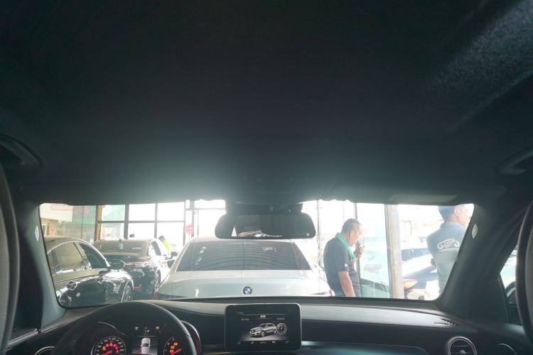 Used Mercedes-Benz GLC 2018 Facelift GLC 260 4MATIC Luxury Edition
