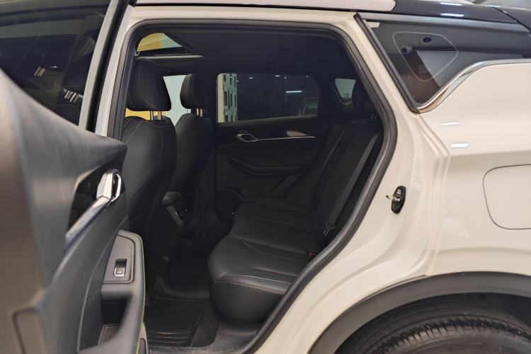 Used Geely Auto Coolray 2025 Bin Yue L 1.5T DCT Starlight Edition
