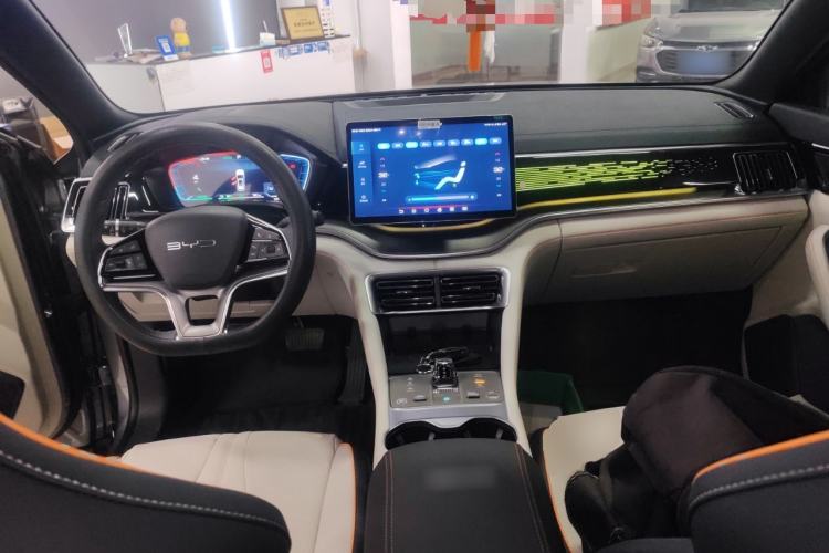 Used BYD Song PLUS New Energy 2023 Champion Edition EV 520KM Flagship Model
