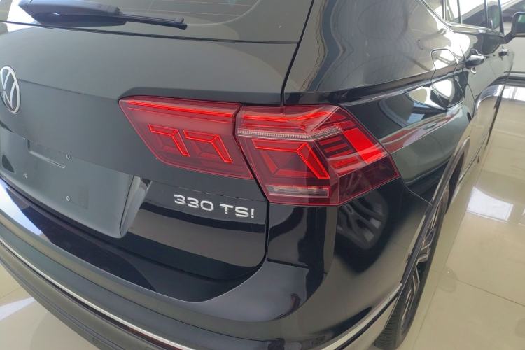 Used Volkswagen Tiguan L 2022 330TSI Automatic Two-Wheel Drive R-Line Enhanced Edition
