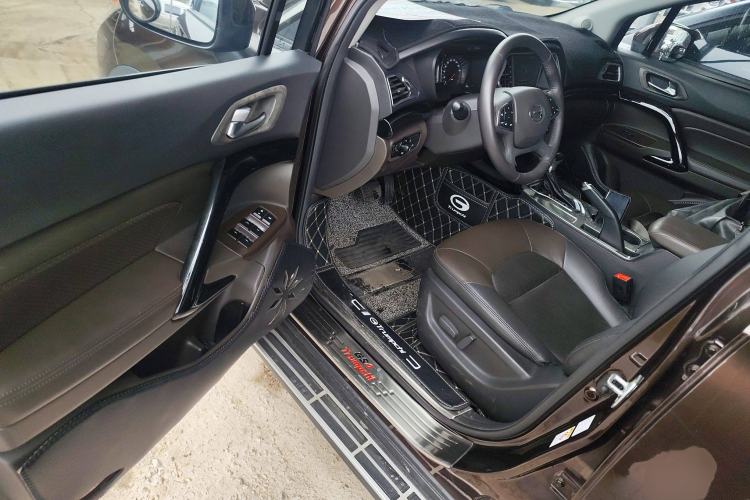 Used GAC Trumpchi GS4 2015 200T G-DCT Luxury Edition
