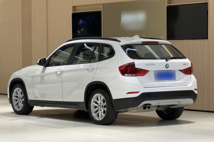 Used BMW X1 2014 sDrive18i Leading Model
