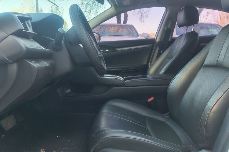 Used Honda Civic 2016 220TURBO CVT Prestige Edition
