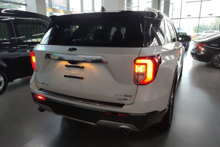 Used Ford Explorer 2020 EcoBoost 285 4x4 Titanium Edition 7-Seater
