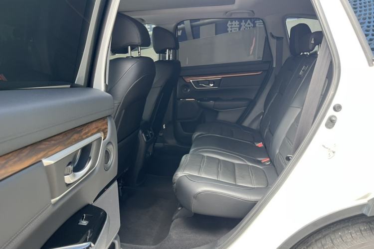 Used Honda CR-V 2021 240TURBO CVT 2WD Fashion Edition
