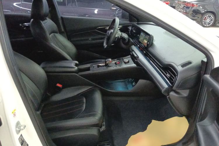 Used GAC Trumpchi EMPOW 2021 270T DCT J15 Version
