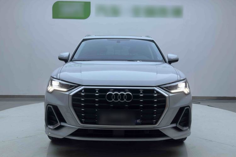 Used Audi Q3 2023 35 TFSI Progressive Dynamic Edition (1.4T)
