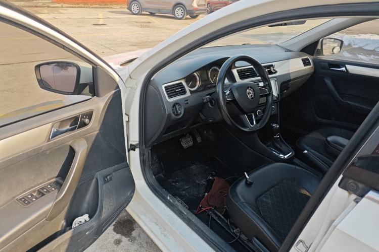 Used Skoda Rapid 2019 1.5L Automatic Comfort Edition China VI Standard