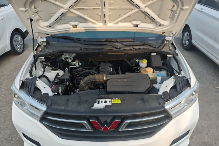 Used Wuling Hongguang 2018 1.5L S Standard Version L2B
