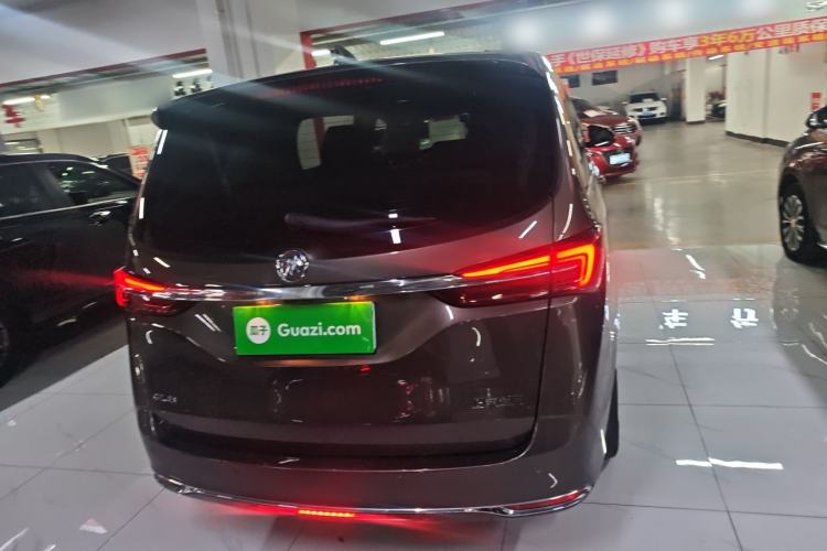 Used Buick GL8 2023 Land Executive Class Smart Enjoyment Model
