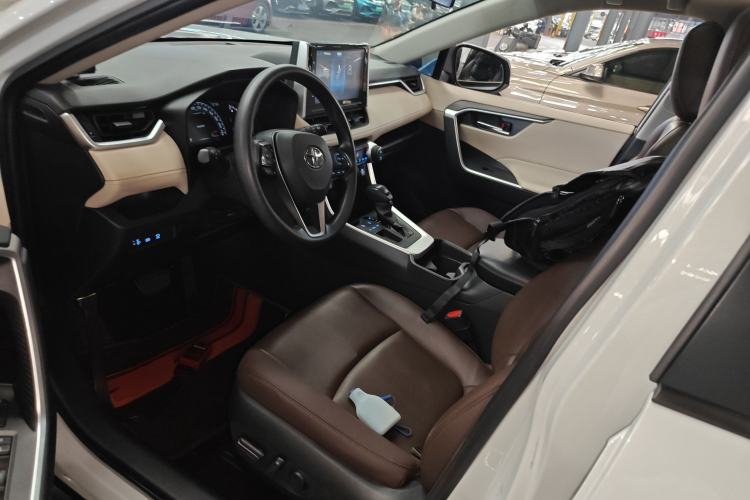 Used Toyota RAV4 2020 2.0L CVT Two-Wheel Drive Fashion Edition