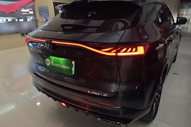 Used Changan UNI-Z New Energy 2024 Blue Whale Smart Electric iDD 125km Beyond Edition
