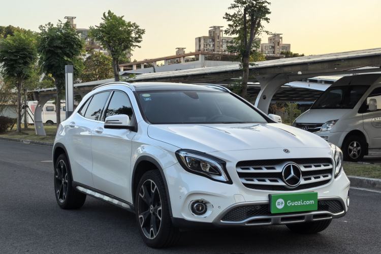 Used Mercedes-Benz GLA 2017 GLA 220 4MATIC Fashion Model