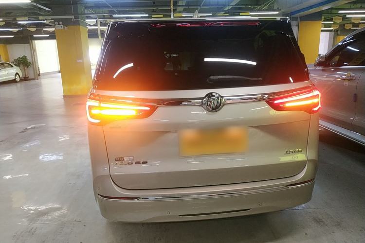 Used Buick GL8 2021 ES Land Cruiser 653T Luxury Edition
