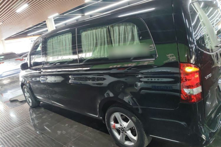 Used Mercedes-Benz Vito 2018 2.0T Elite Version 7 Seats China V Emission Standard
