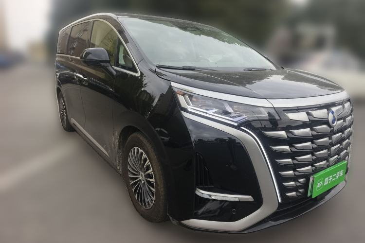 Used Denza D9 2022 DM-i 970 Four-Wheel Drive Flagship Model
