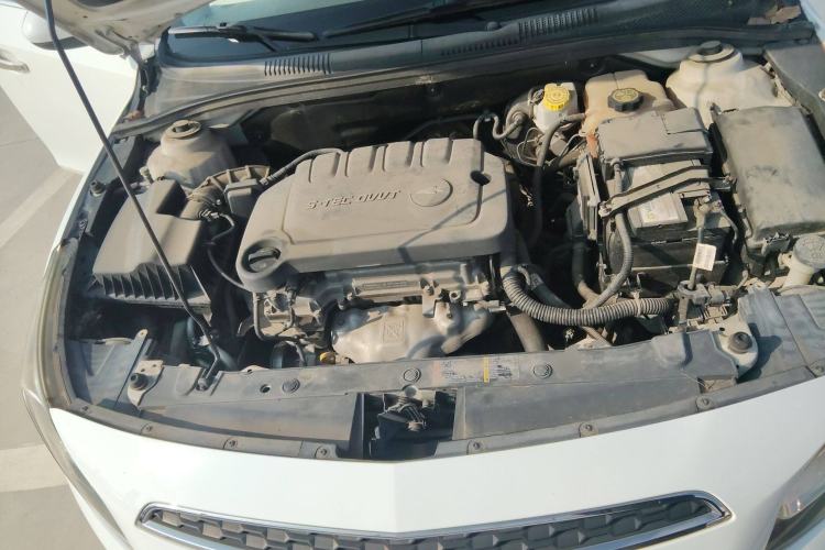 Used Chevrolet Cruze 2015 1.5L Classic SE MT
