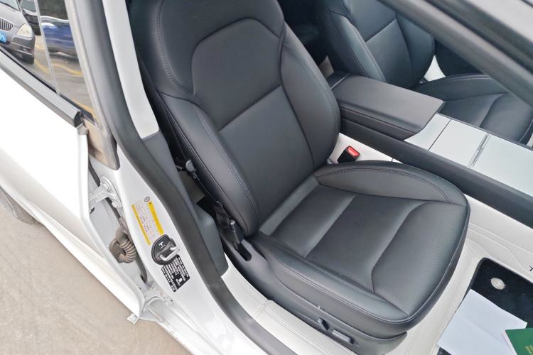 Used Tesla Model 3 2023 Rear-Wheel-Drive Version
