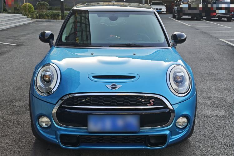 Used  MINI 2016 2.0T COOPER S Pioneer Edition Five-Door Model
