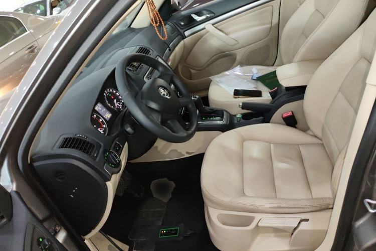 Used Skoda Octavia 2015 Classic Model 1.6L Automatic Yijie Version