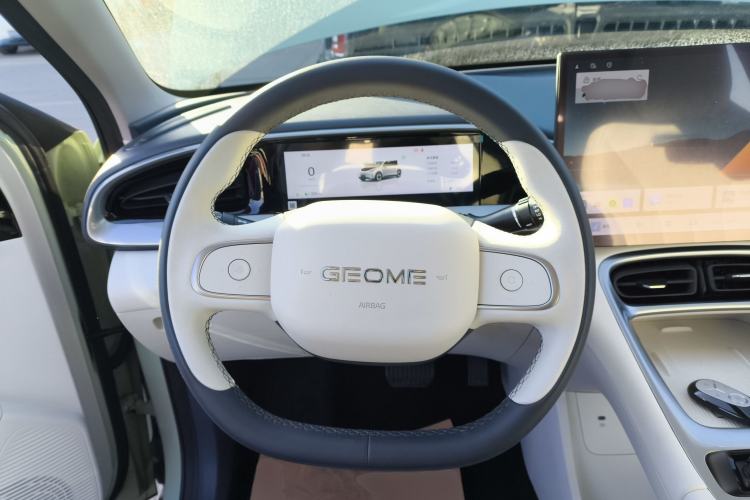 Used  Geome 2025 UP 410km Exploration+ Edition