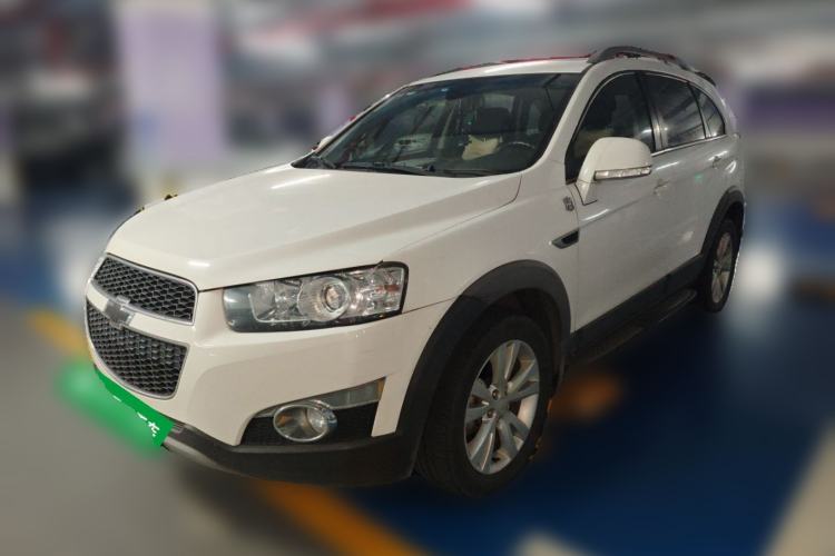 Used Chevrolet Captiva 2014 2.4L 4x4 Flagship Edition 7 Seats
