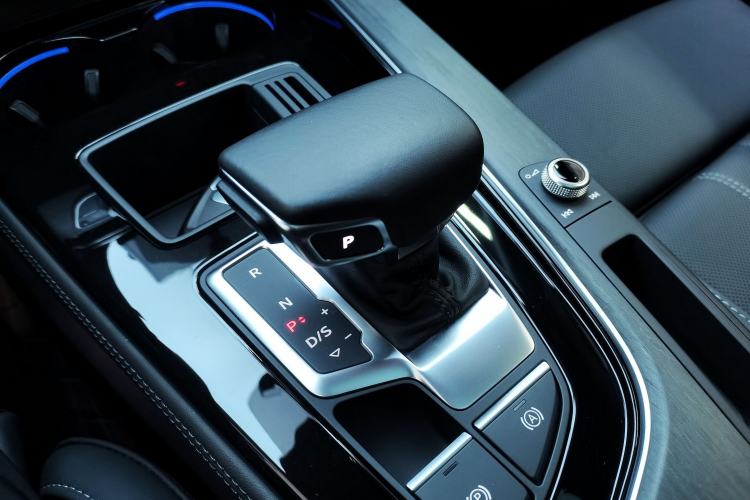 Used Audi A4L 2023 40 TFSI Luxury Dynamic Model
