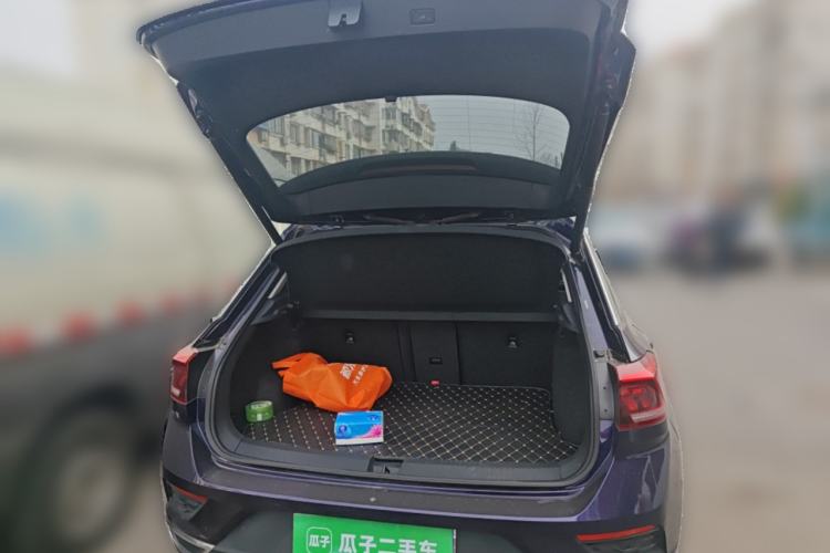 Used Volkswagen T-ROC 2019 280TSI DSG Two-Wheel Drive Comfort Version China VI Standard
