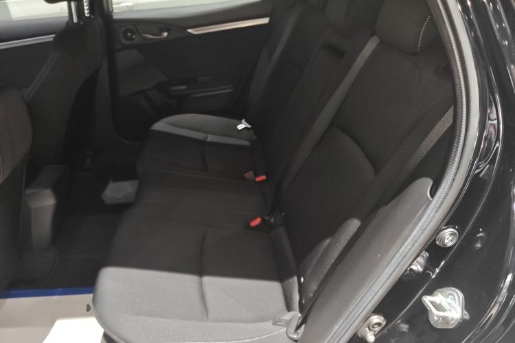 Used Honda Civic 2021 HATCHBACK 220TURBO CVT Trendy Cool Edition
