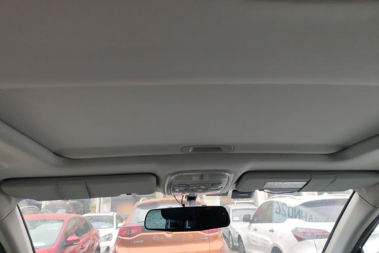 Used Haval H6 2016 Upgraded Model 1.5T Automatic Two-Wheel Drive Elite Version
