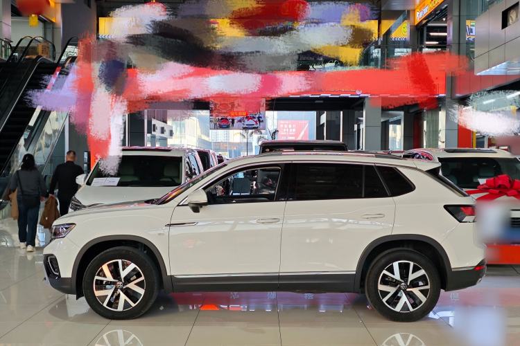 Used Volkswagen Tayron 2024 300TSI Two-Wheel-Drive Luxury Plus Advanced Version
