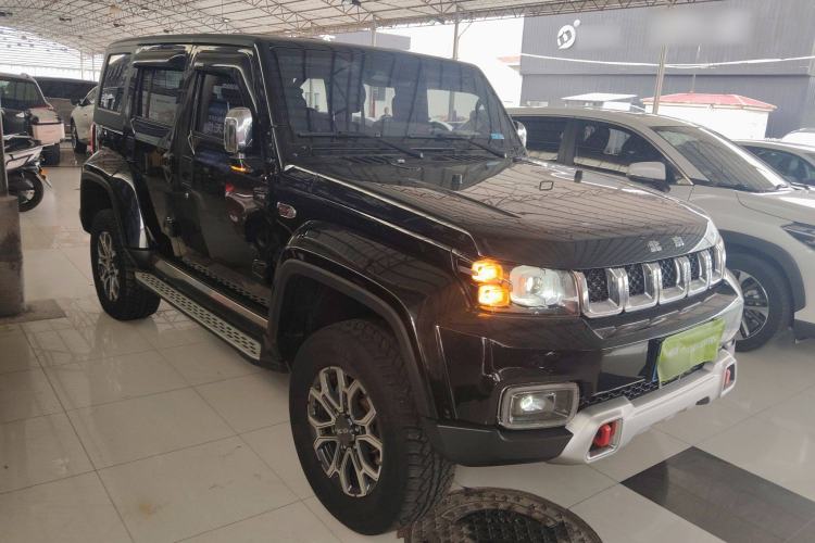 Used Beijing Auto BJ40 2023 2.0T Automatic Four-Wheel Drive Urban Hunter Edition Chivalrous Type
