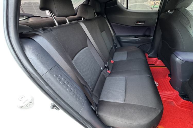 Used Toyota IZOA 2020 2.0L Enjoy Edition
