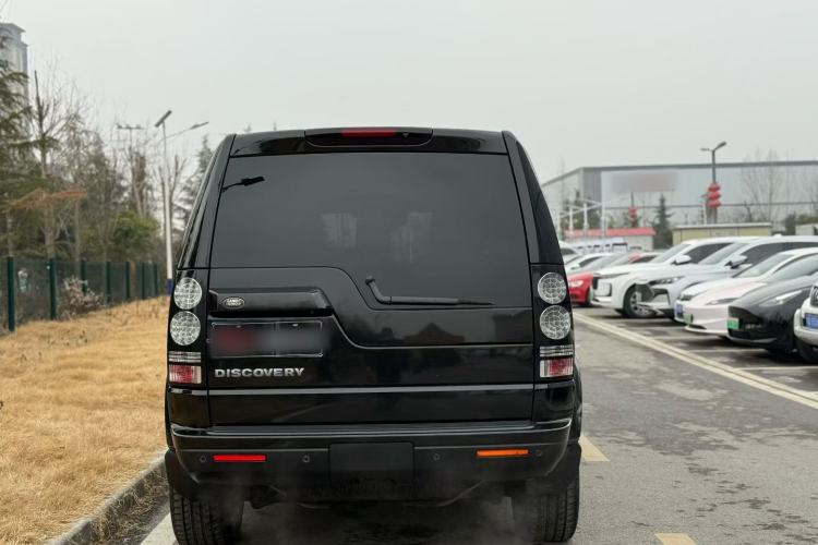 Used Land Rover Discovery 2016 3.0 SC Obsidian Black Heritage Edition SE

