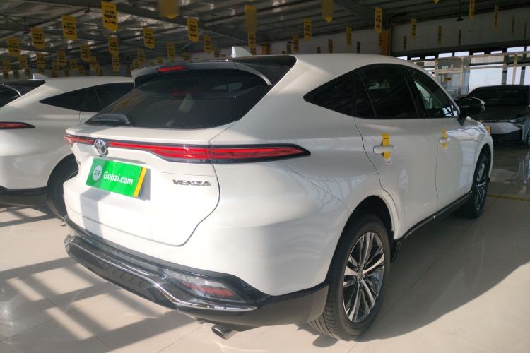 Used Toyota Venza 2023 2.0L CVT Two-Wheel Drive Luxury Edition
