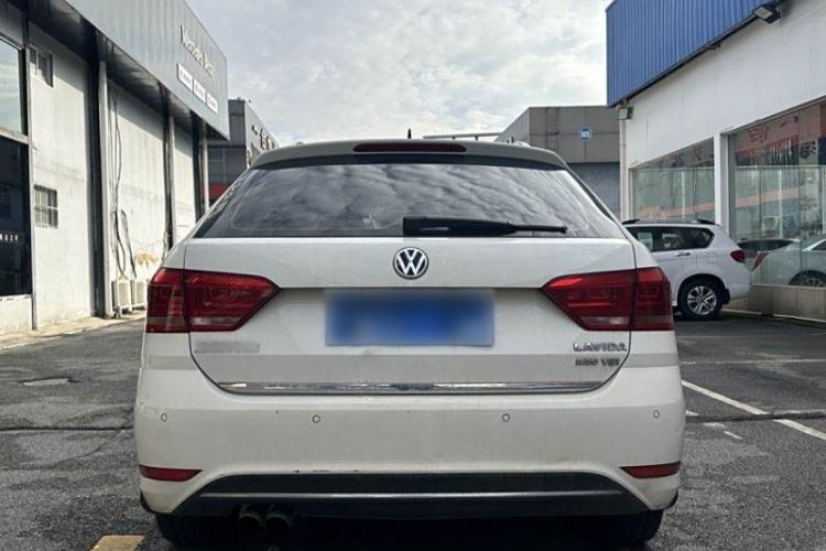 Used Volkswagen Gran Lavida 2015 230TSI DSG Comfort Edition
