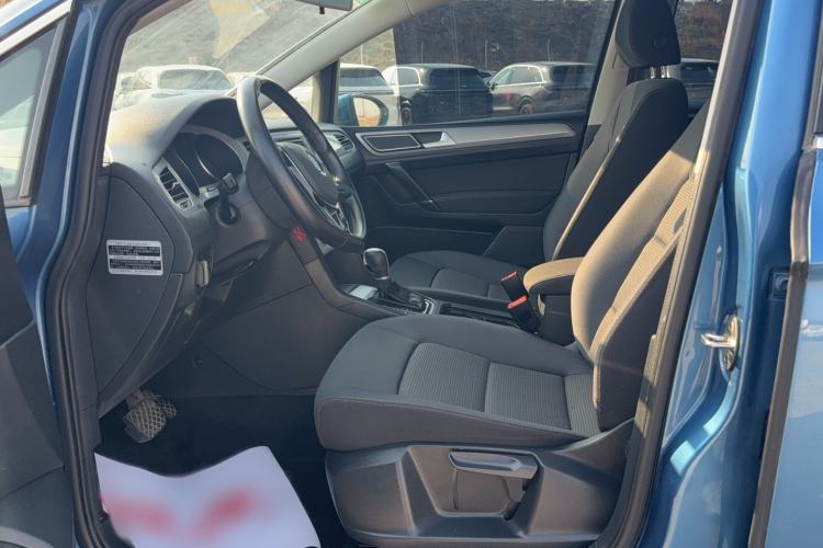 Used Volkswagen Golf Sportsvan 2016 230TSI Automatic Trend Edition
