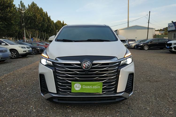 Used Buick GL8 2023 Land Executive Class 652T Luxury Model
