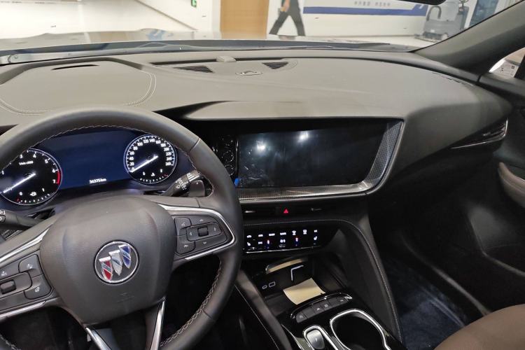 Used Buick Envision 2021 Encore Plus 652T Five-Seat Luxury Model
