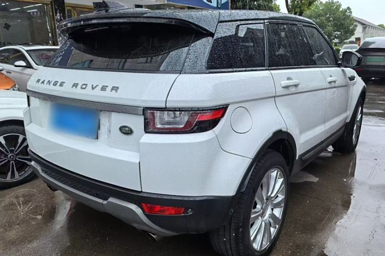 Used Land Rover Range Rover Evoque 2018 240 PS SE Smart Brilliance Edition
