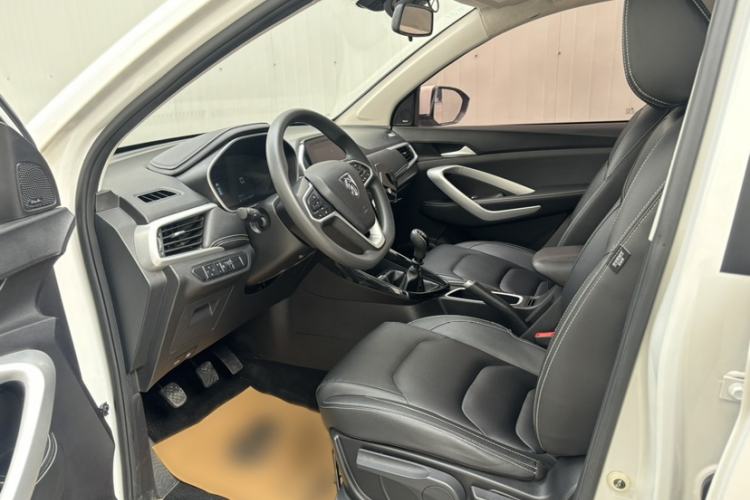 Used Baojun 530 2020 1.5T Manual Luxury Version 7 Seats
