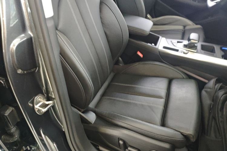 Used Audi A4L 2022 40 TFSI Luxury Dynamic Model