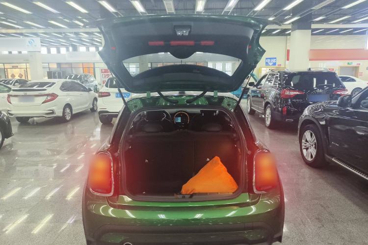 Used  MINI 2022 Updated 1.5T COOPER Classic Edition
