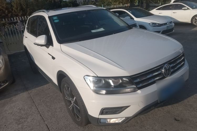 Used Volkswagen Tiguan L 2019 Revised 330TSI Automatic Two-Wheel Drive Smart & Luxury Edition China VI Standard
