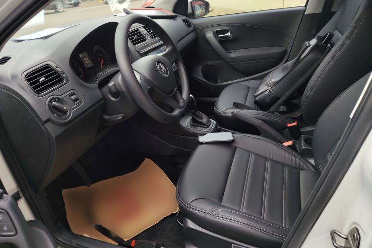 Used Volkswagen Polo 2016 1.4L Automatic Trendy Model
