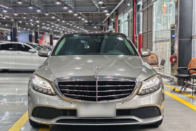 Used Mercedes-Benz C-Class 2021 C 200 L Fashion Model
