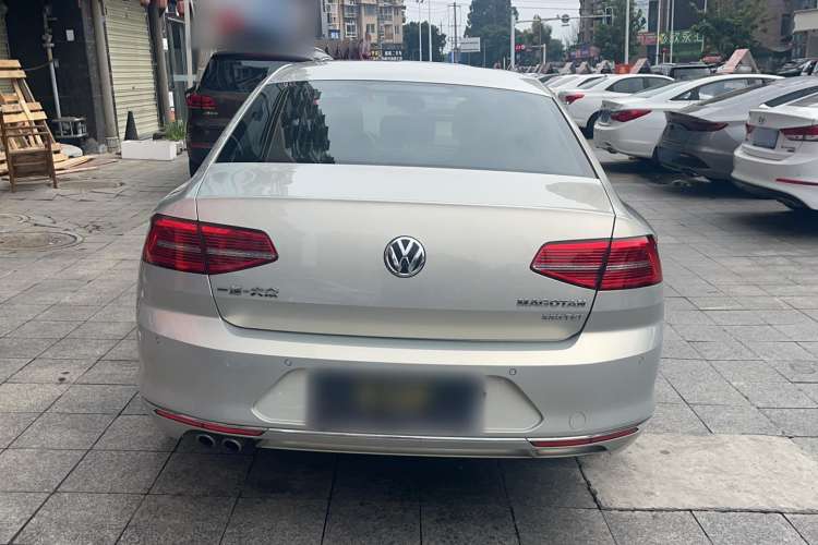 Used Volkswagen Magotan 2017 330TSI DSG Leading Model