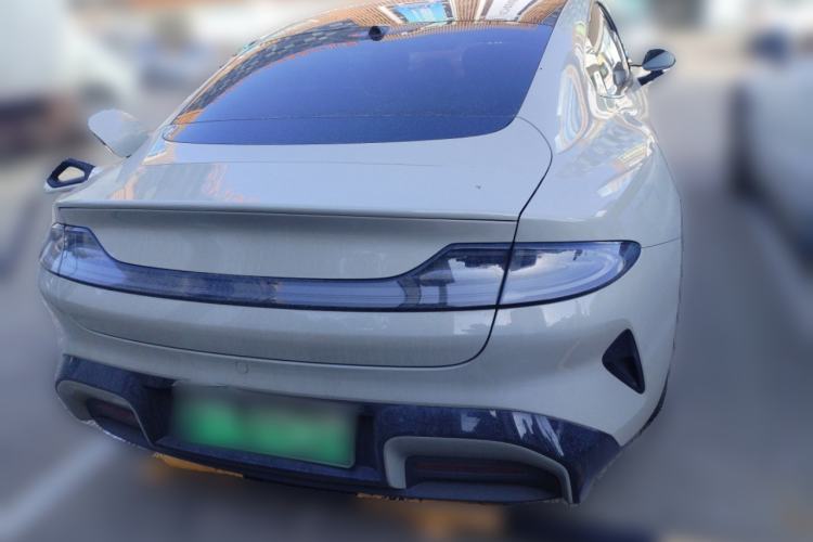 Used  SU7 2024 Rear-Drive Ultra-Long Range Advanced Pro-Level Intelligent Driving Version
