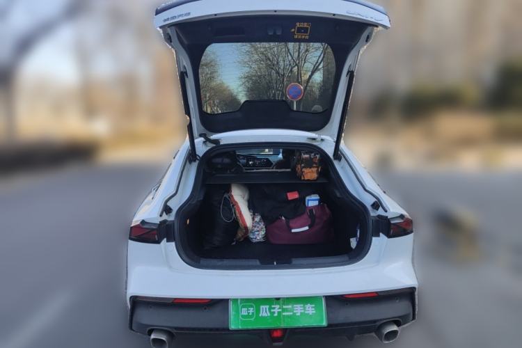 Used Changan UNI-V iDD 2023 Zhidian iDD 1.5T 113km Smart & Fun Version (Rapid Edition)
