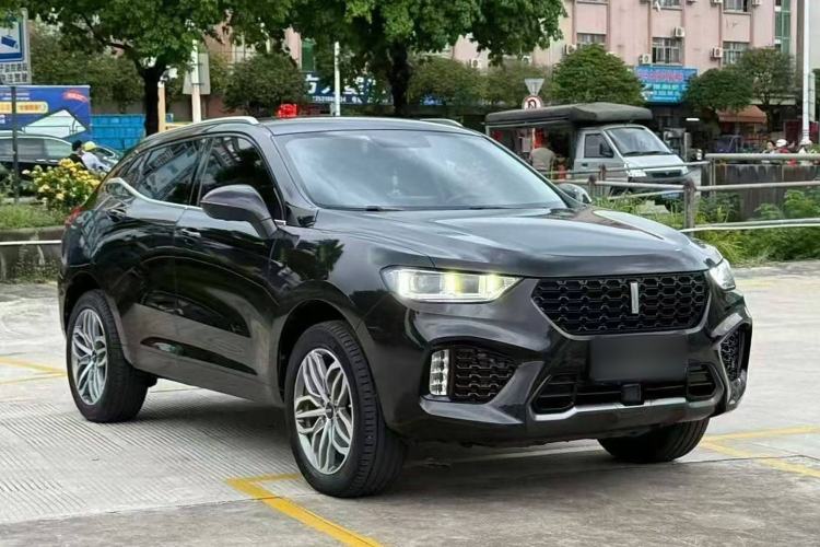 Used Wey VV5 2019 Upgraded Model 2.0T Two-Wheel Drive Ultra-Luxury Version China V Standard
